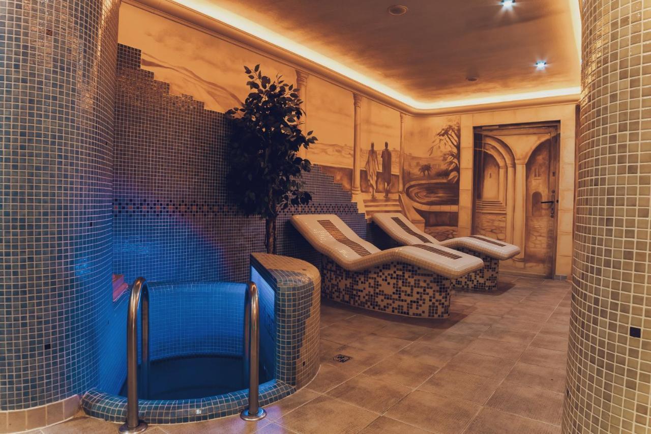 Hotel Stara Poczta Tychy Esterno foto