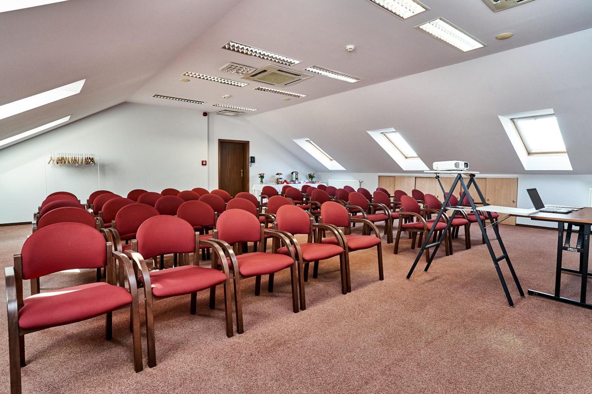 Hotel Stara Poczta Tychy Esterno foto