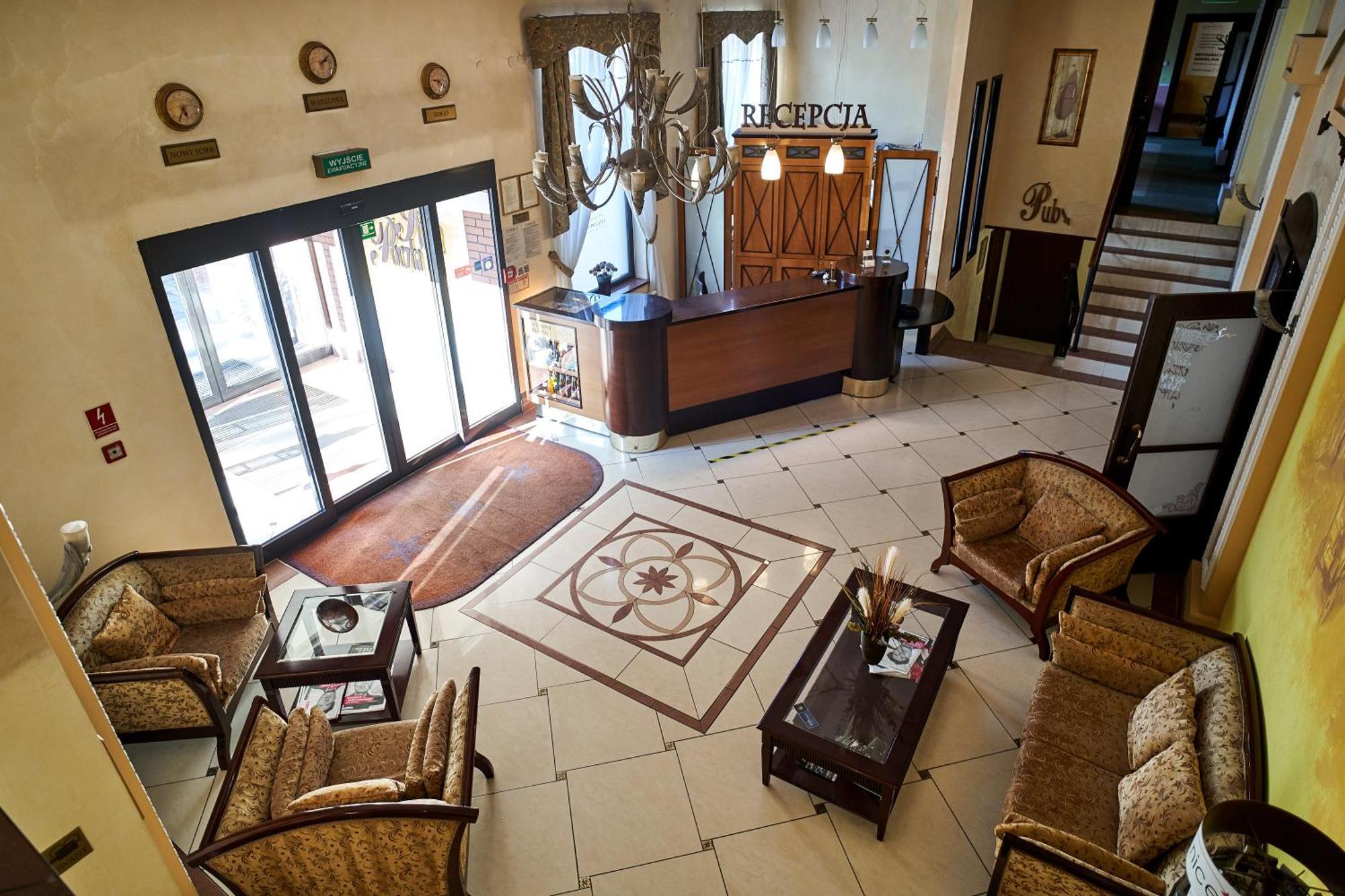 Hotel Stara Poczta Tychy Esterno foto