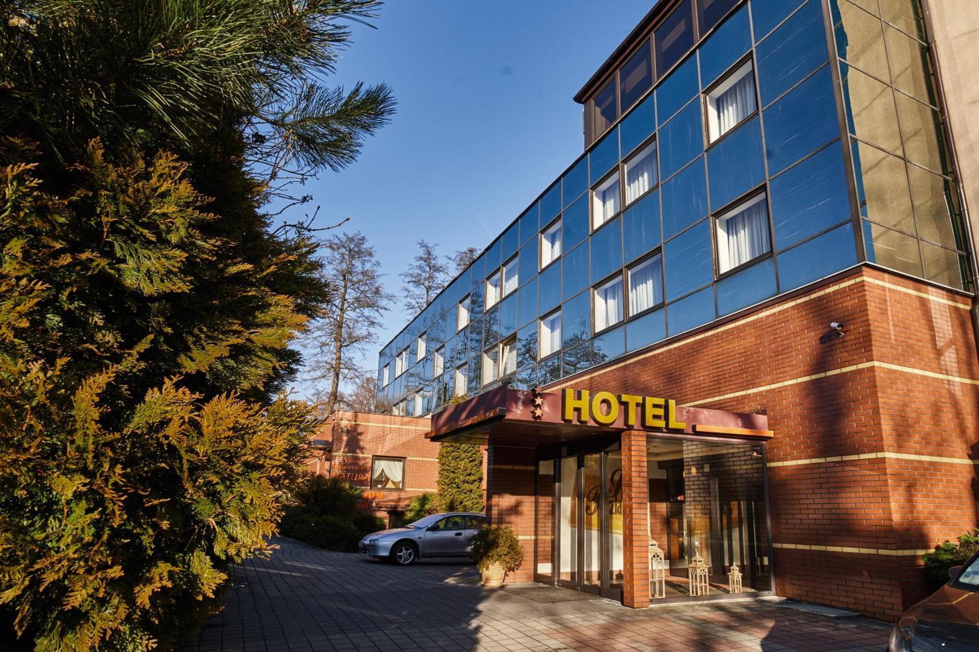 Hotel Stara Poczta Tychy Esterno foto
